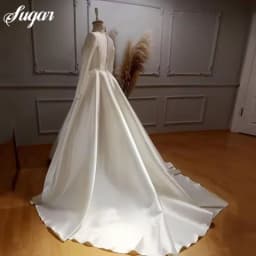 Customized Elegant Satin Wedding Dress Muslim Bridal Gown A-Line 2025 Heavy Beading HIgh Neck Boho Bridal Gown Robe De Soire