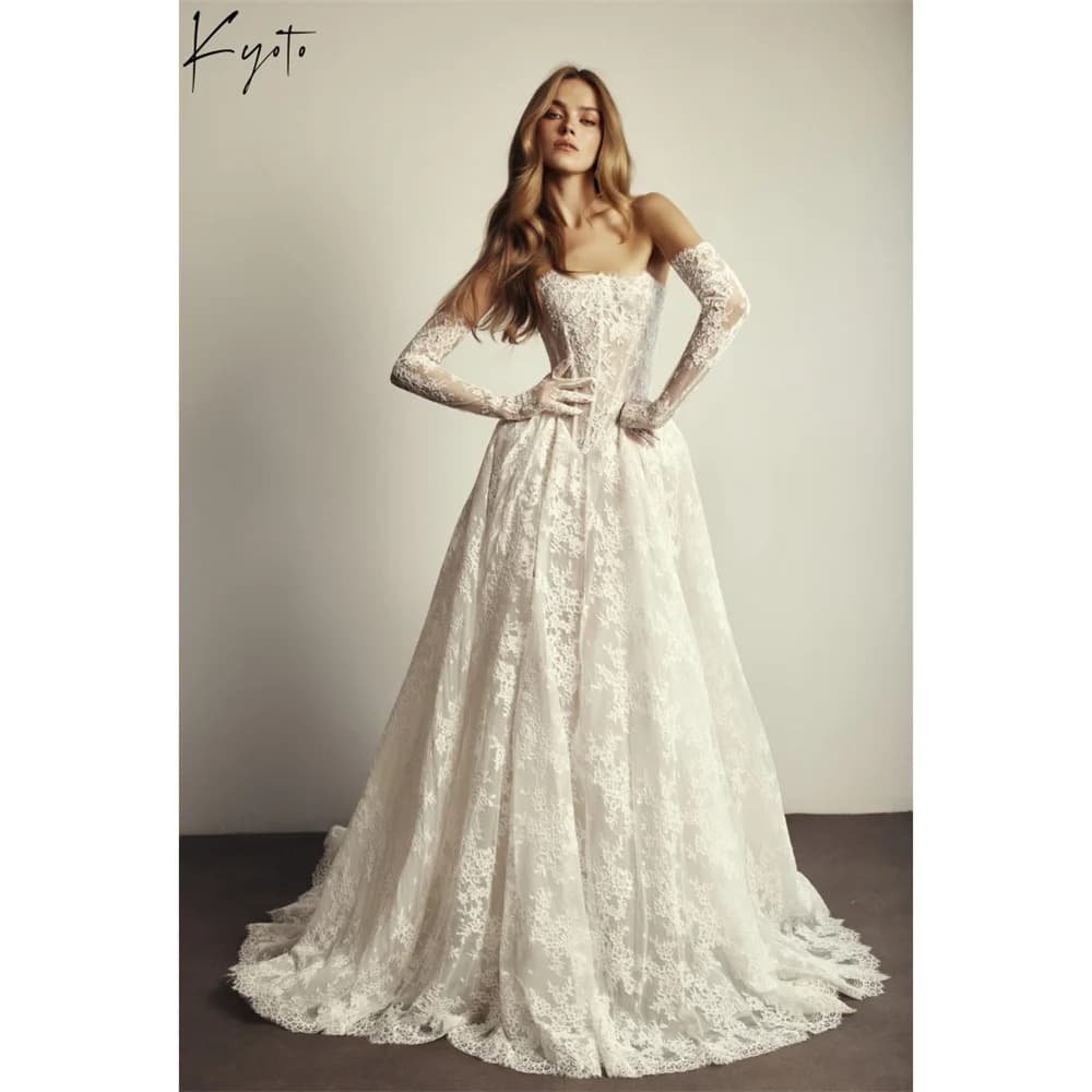 Kyoto Customized White Exquisite Lace Appliques Wedding Dress A-Line Lace-up Back Vestidos De Noche Court Train Robe De Mariée
