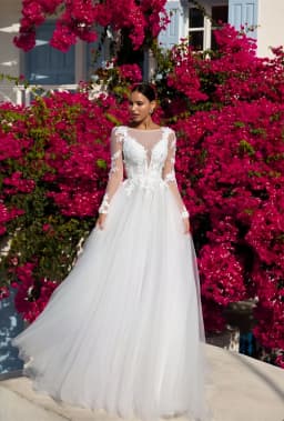 Customized Long Sleeve O-Neck Wedding Dresses Lace Applique Backless A-Line Bridal Gown Tulle Elegant Court Train Wedding Gown