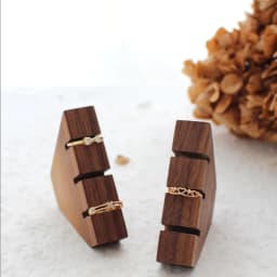 Wodden Ring Jewelry Display Tray Organizer Holder Wood Ring Display for Selling Modern Rings Stand Jewelry Storage Tray Case