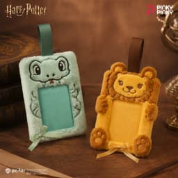 Pinky Harry Potter Card Holder Lion Bag Charm Pendant Keychain for Daily Halloween Christmas Birthday Party Gift for Students