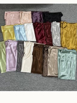 Glossy Satin Midi Skirt Women Elegant Quiet Luxury Basic Elastic-Waist Skirt