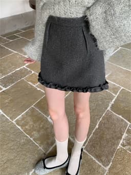 Grey A-Line Skirt with Lace Splicing Design Casual Style High Waist Woolen Material Spring Slimming Versatile Short Skirt