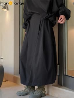 HanOrange 2026 Casual Irregular Fold Folding Elastic Waist Skirt Loose Silhouette A-line Skirt Black/Beige