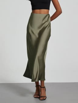 Women's Fashion Satin Long Skirt High Waist Solid Color Casual Basic Fishtail Skirt Chic Summer Party Clothing 2026