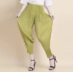 Miyake Fashion Classic Versatile Carrot Pants Loose High Elasticity Folded Small Legged Haren Pants for Women