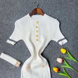 YuooMuoo 2026 Autumn Winter Women Knitted Dress Brand Fashion O-neck Buttons Bodycon Sweater Dress with Belt Lady Office Dress