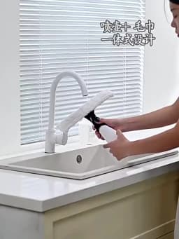 Handheld Electric Glass Cleaning Device Automatic Portable Glass Cleaning Tool Household Water Absorbing Glass Scraper