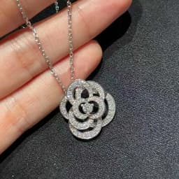 Luxury Camellia Pendant Necklace for Women Fashion AAA Cubic Zirconia Adjustable Clavicle Chain Classical Jewelry Z187