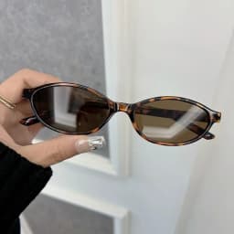 Luxury Cat Eye Sunglasses Women Men Retro Mirror Lens Stylish Sun Glasses Female Male Personality Colors Oculos De Sol