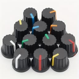 30pcs/lot WH148 Potentiometer Knobs 15X17mm 6mm Potentiometer Plastic Knobs Cap 5 Colors Yellow Orange Blue White Red