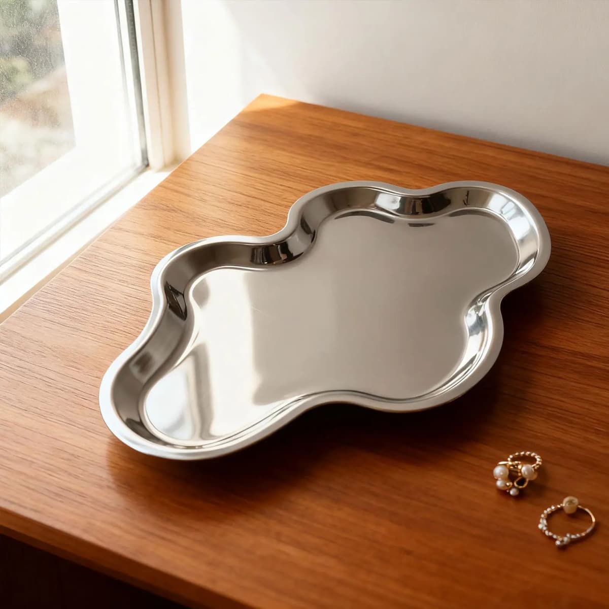 Modern Ornament Decorative Tray Silver Finish Jewelry Holder for Bathroom Counter or Living Room Coffee Table Décor
