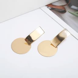 Korean Metal Earrings 2025 For Women Round Geometric Statement Vintage Gold Color Stud Earrings Fashion Jewelry Earring