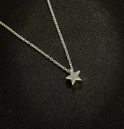 Simple Fashion Ladies Short Clavicle Necklace Fashion Thick Gold And Silver Stars Pendant Temperament Necklace Birthday Gift