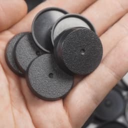 28mm Round Bases for Gaming Miniatures and Table Games 28.5mm