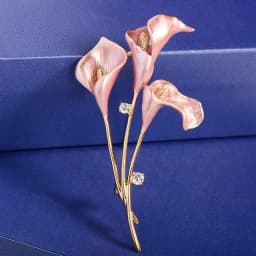 Advanced Luxury 2023 New Tulip Flower brooch Elegant Design Sense Rose White Stone Jewelry