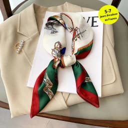 Luxury Brand Silk Satin Head Scarf For Women Animal Animal Kerchief Neck Scarfs 70cm Square Shawls and Wrpas Scarves For Ladies