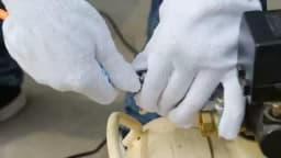 1/4'' Air Angle Die Grinder 90 Degree Pneumatic Grinding Polisher Mill Engraving Machine with 2inch Sanding Discs 20000RPM