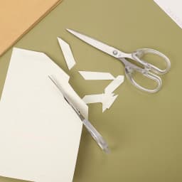 JIANWU 1pc Simplicity Transparent Handle Stationery Scissors Home Furnishing Soft Decor Journal Cutting Tools Office Supplies