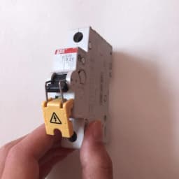 10pcs/lot Multi Pole MCB Lockout Master Lockout 1P 2P 3P 4P Breaker Lockout ABB Lockout