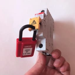 10pcs/lot Multi Pole MCB Lockout Master Lockout 1P 2P 3P 4P Breaker Lockout ABB Lockout