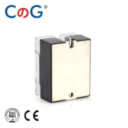 CG ZGT-40DA 10A 25A 40A Single Phase DC To AC SSR Heat Sink 24-480VAC Relay Input 3-32VDC With Plastic Cover Solid State Relay