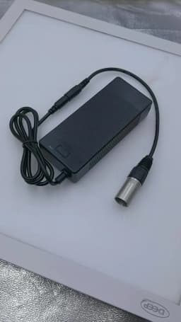42V 2A Electric Bicycle Lithium Battery Charger for 36V 18650 Lithium Battery Pack with 4-Pin XLR Socket Connector EU USA AU UK