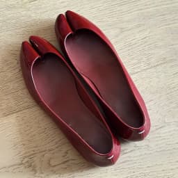 Women Tabi Ninja Ballet Flats Split Toe Mary Janes Patent Leather Party Shallow Mouth Single Shoes Solid Sandals Ladies Loafers