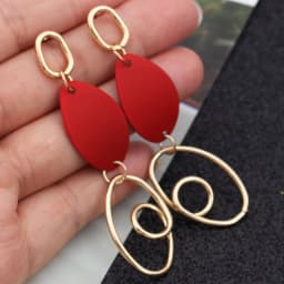 Red Color Women Dangle Earrings Geometric Pendants Gold Color Metal Hook Earrings Long Hang Earrings Pendientes Fashion Jewelry
