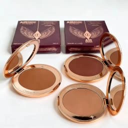 Charlotte Tilbury Lip Stick Liquid Foundation Highlighter Pressed Powder Blush Facial Spot Concealer Foundation Makeup Cosmetics
