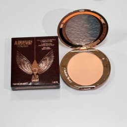 Charlotte Tilbury Lip Stick Liquid Foundation Highlighter Pressed Powder Blush Facial Spot Concealer Foundation Makeup Cosmetics