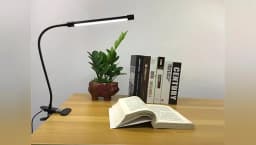LED Clip Type Desk Lamp, Student Dormitory, Bedroom, Desktop, Bedside Reading Lamp, Eye Protection Small Desk Lamp, Black