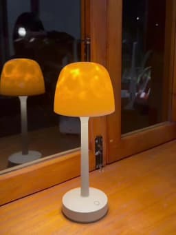 Mushroom Table Lamp with Water Ripple Projection Atmosphere Lights Hotel Bar Bedroom Living Room Desk Lamp Decorative Lighting